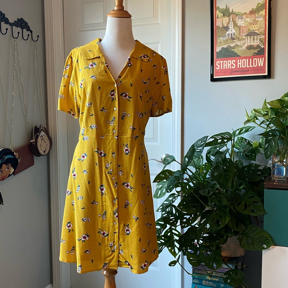 Retro Button Down Yellow Floral Dotted Dress